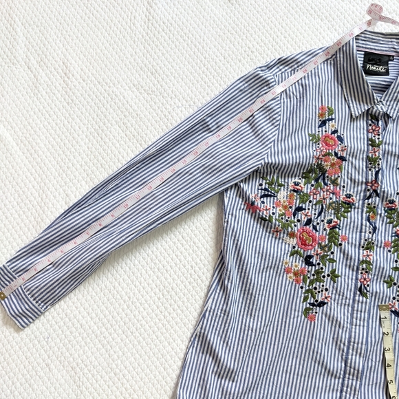 NANETTE LEPORE Embroidered Floral Button Down Long Sleeve Cotton Dress Shirt - Picture 9 of 12
